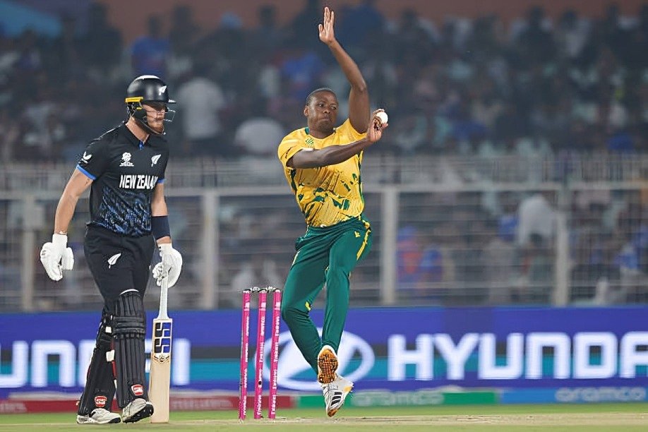 Top 5 Youngest Bowlers to Get 300 International Wickets - Sports Samrath
