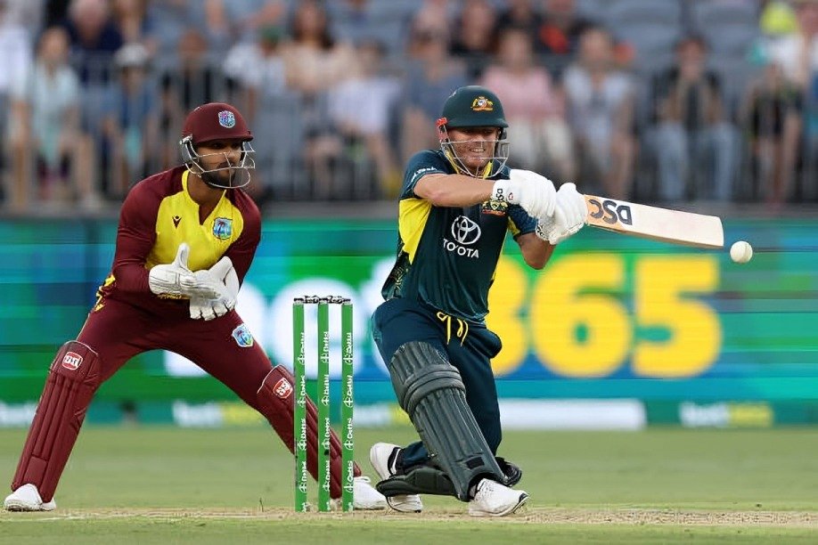 Top 5 Players in T20I History with the Most Fours 7 Top 5 Players in T20I History with the Most Fours - Sports Samrath