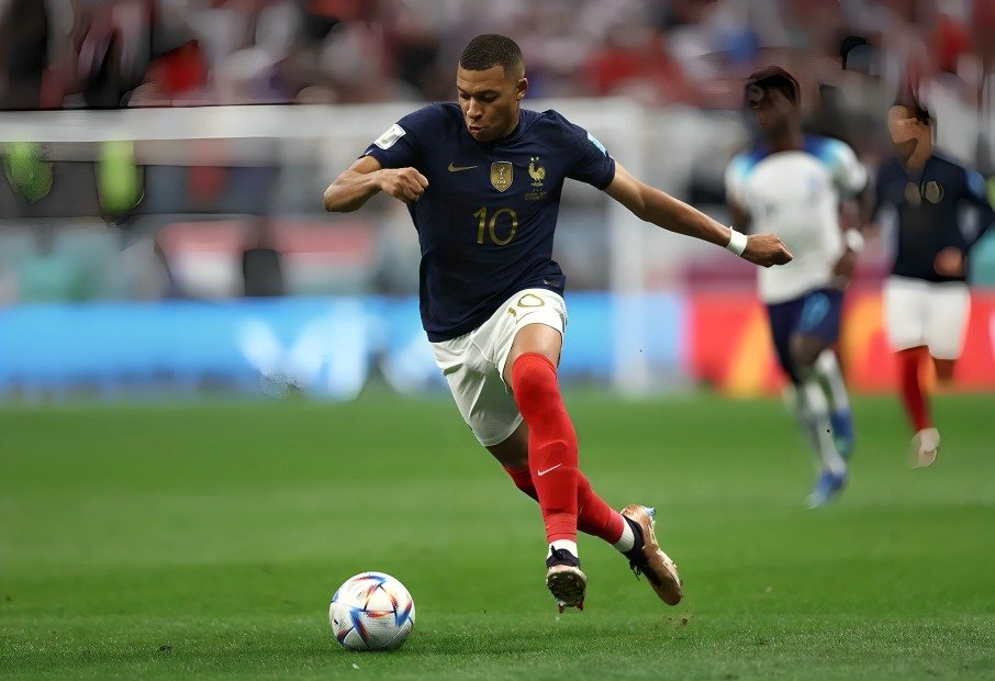 Top 5 Greatest Footballers In The World 2026 - Sports Samrath