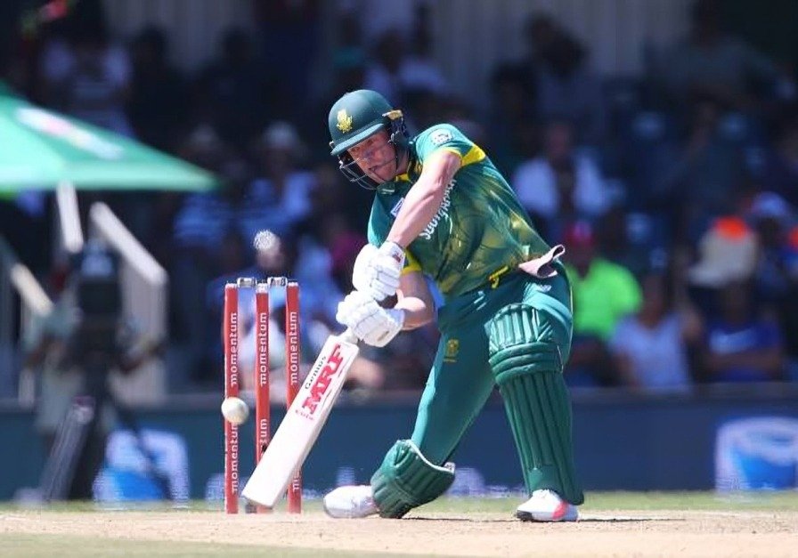 Top 5 Best Cricketers To Have Used MRF Bat 6 Top 5 Best Cricketers To Have Used MRF Bat - Sports Samrath