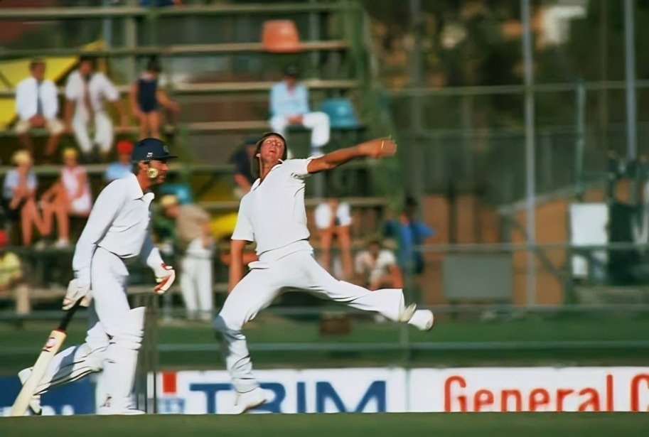 Top 5 Fastest Bowlers in International Cricket History 6 Top 5 Fastest Bowlers in International Cricket History - Sports Samrath