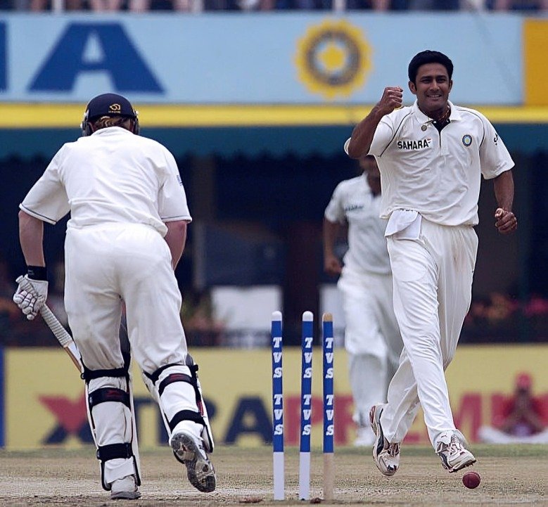 Top 5 Best Bowlers with Most 5 Wicket Hauls in Test Cricket - Sports Samrath