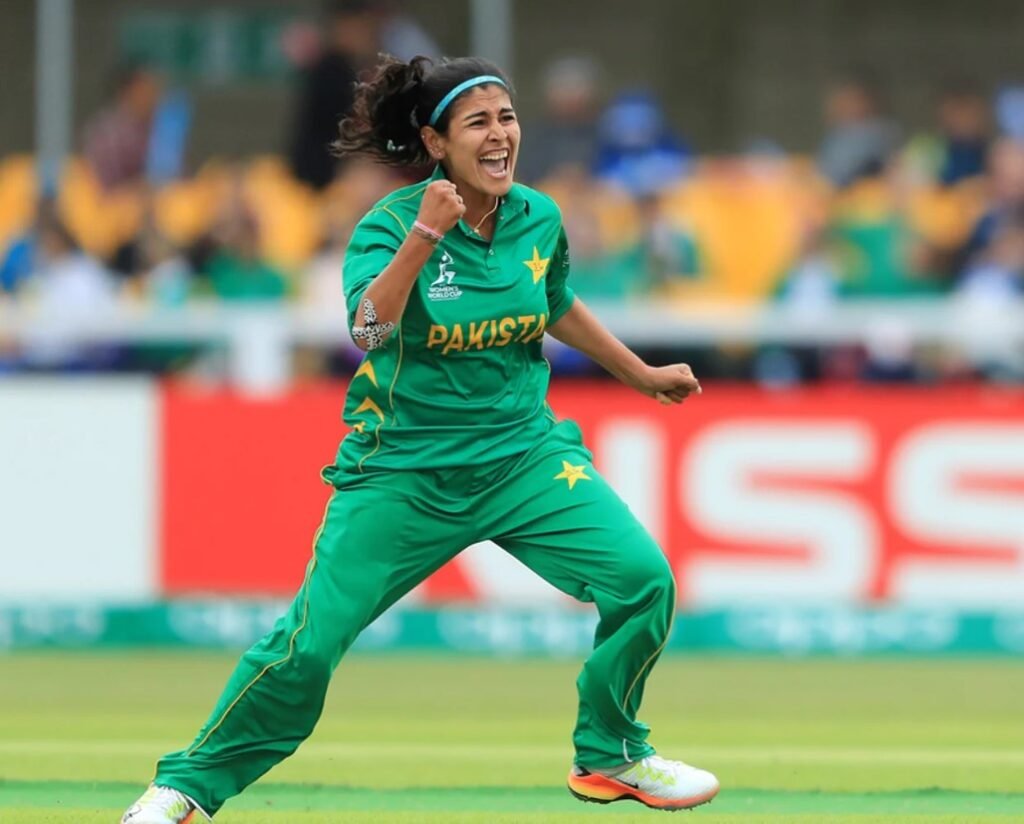 Top 10 Most Beautiful Female Cricketers 3 Most Beautiful Female Cricketers