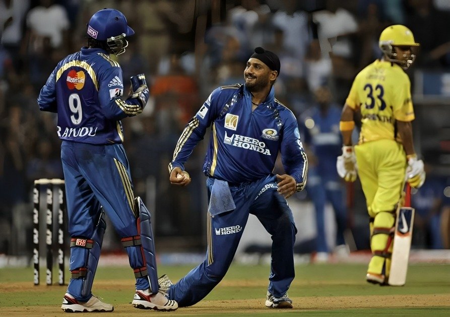 Top 10 Bowlers With Most Five-Wicket Hauls in IPL 10 Top 10 Bowlers With Most Five-Wicket Hauls in IPL - Sports Samrath