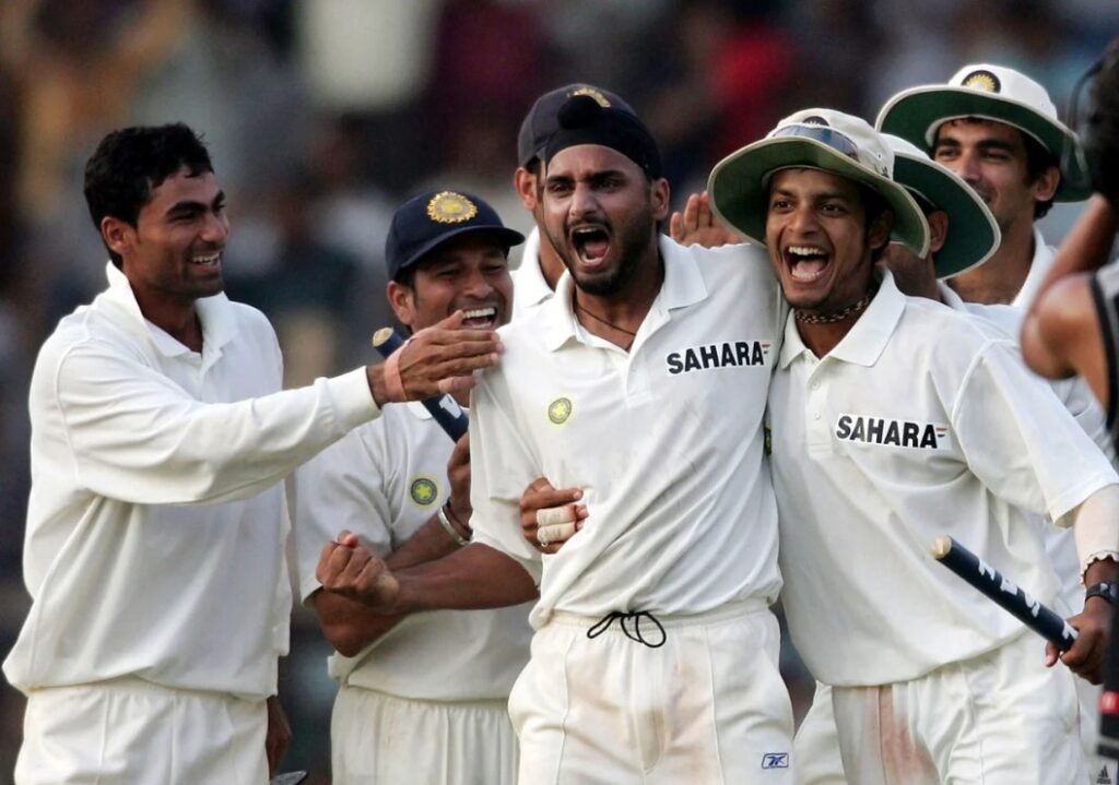 Top 10 Lowest Totals in the Border-Gavaskar Trophy 10 Lowest Totals in the Border-Gavaskar Trophy