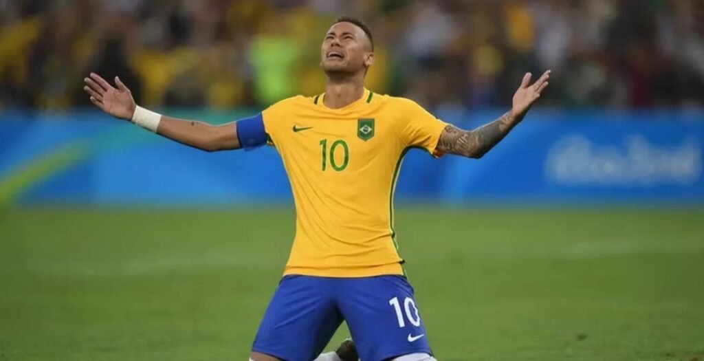 Top 5 Greatest Wingers in Football History 4 Greatest Wingers in Football History