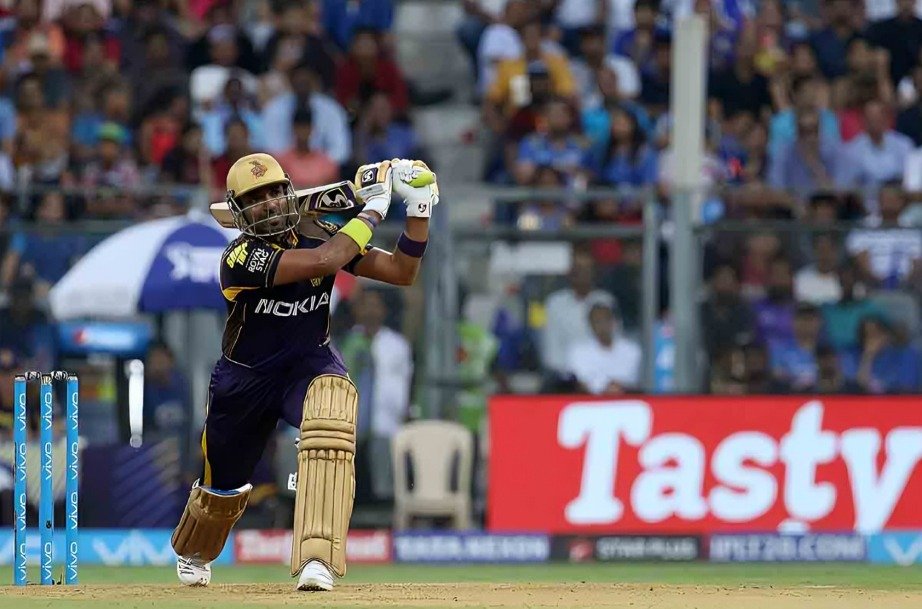 Top 10 Most Dot Balls Played By a Batsman in IPL - Sports Samrath