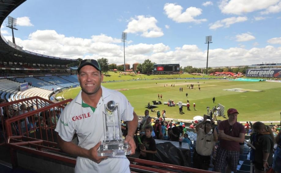 Top 10 Players with Most Fifties in Tests ODIs and T20Is 7 Most Fifties in Career Across Tests, ODIs, and T20Is