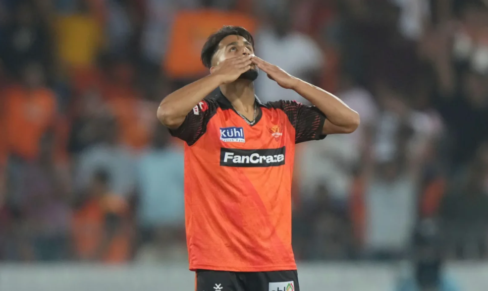 Top 10 Fastest Deliveries in IPL History 9 Top 10 Fastest Deliveries in IPL History