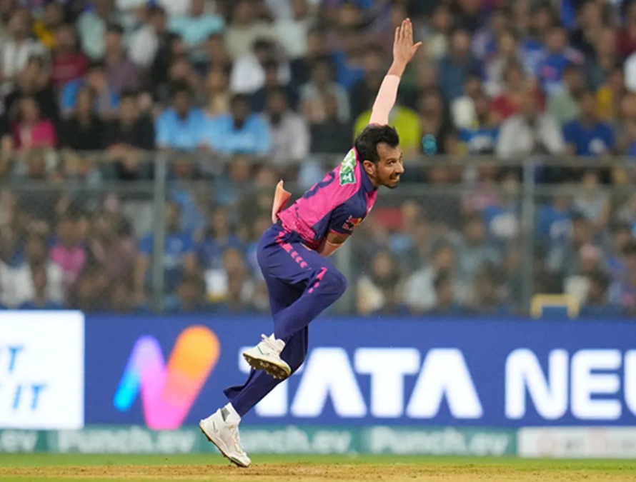 Top 10 Fastest Bowlers to Take 100 Wickets in IPL 5 Top 10 Fastest Bowlers to Take 100 Wickets in IPL