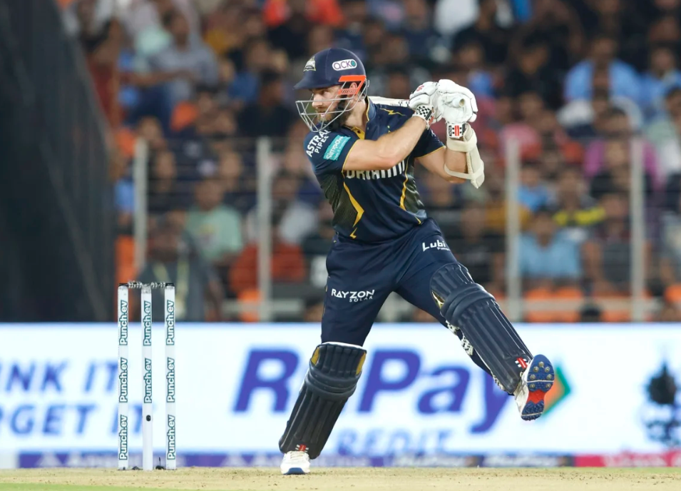 Top 10 Fastest Players to Complete 1000 Runs in IPL 6 Top 10 Fastest Players to Complete 1000 Runs in IPL