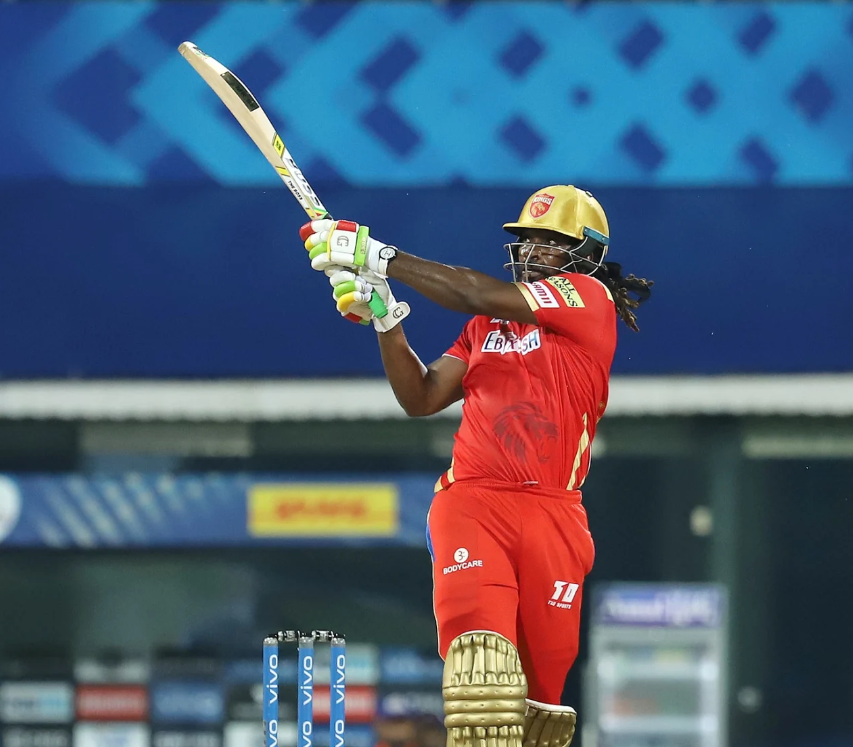 Top 10 Fastest Players to Complete 1000 Runs in IPL 7 Top 10 Fastest Players to Complete 1000 Runs in IPL