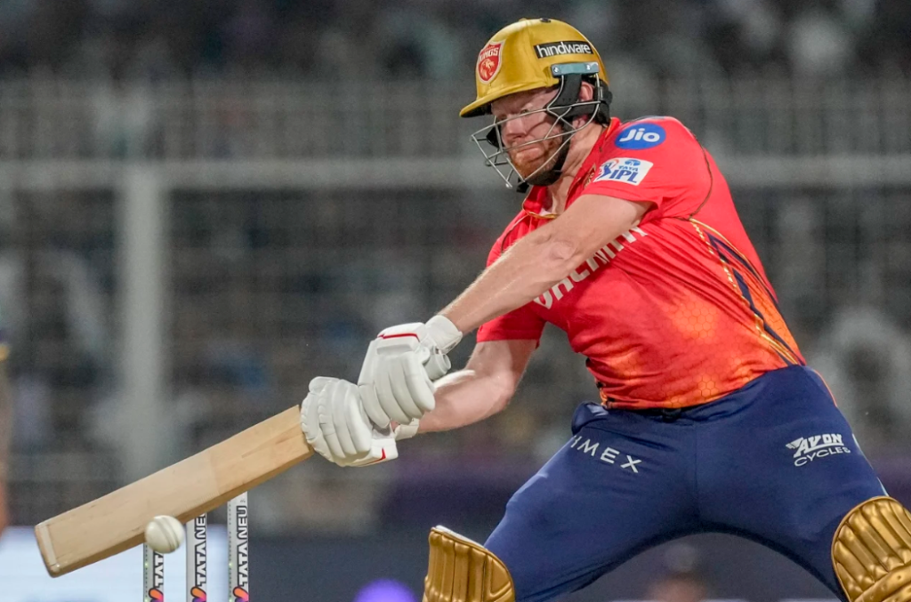 Top 10 Fastest Players to Complete 1000 Runs in IPL 8 Top 10 Fastest Players to Complete 1000 Runs in IPL