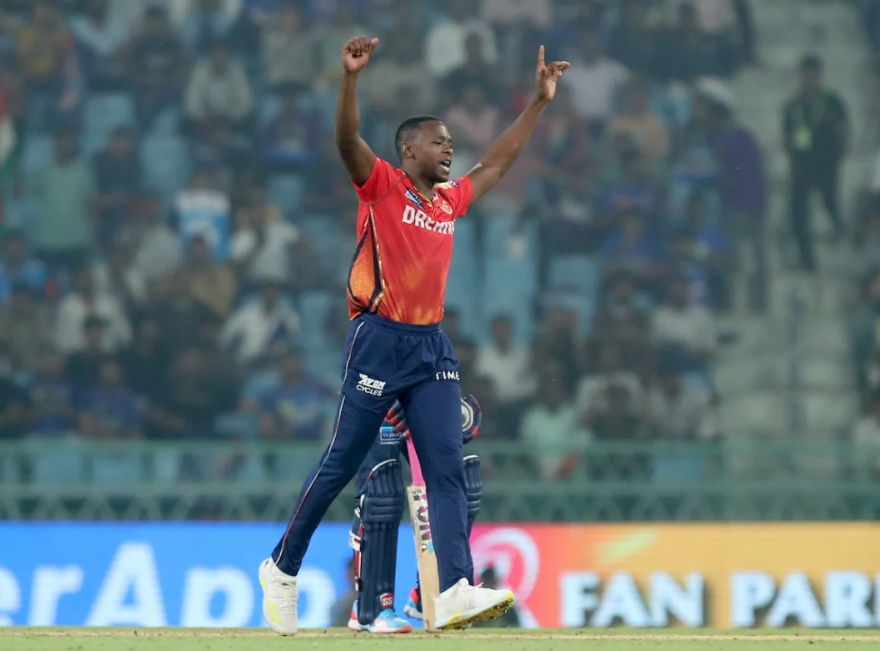 Top 10 Fastest Bowlers to Take 100 Wickets in IPL 12 Top 10 Fastest Bowlers to Take 100 Wickets in IPL