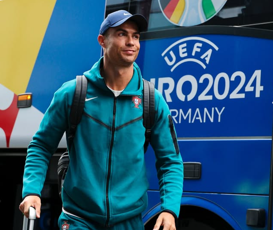 Top 10 Richest Footballers In The World 10 Top 10 Richest Footballers In The World