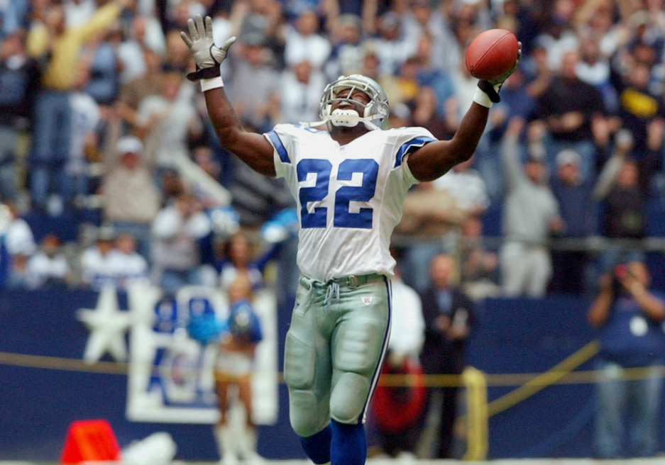 Top 10 Best Running Backs in NFL History 7 Top 10 Best Running Backs in NFL History