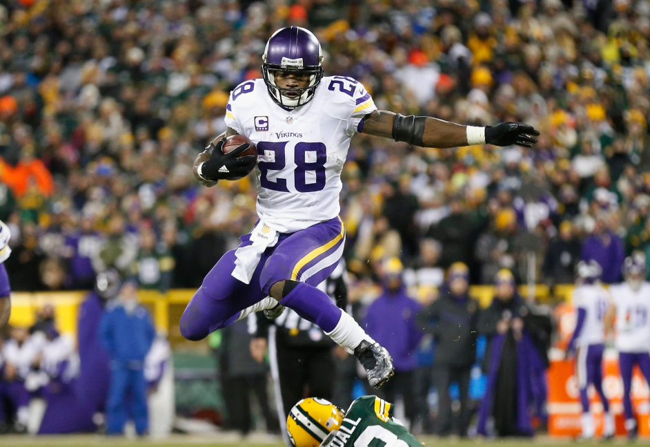 Top 10 Best Running Backs in NFL History 6 Top 10 Best Running Backs in NFL History