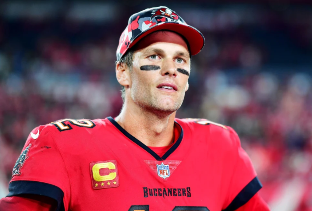 Top 10 Best Quarterbacks of NFL History 7 Top 10 Best Quarterbacks of NFL History