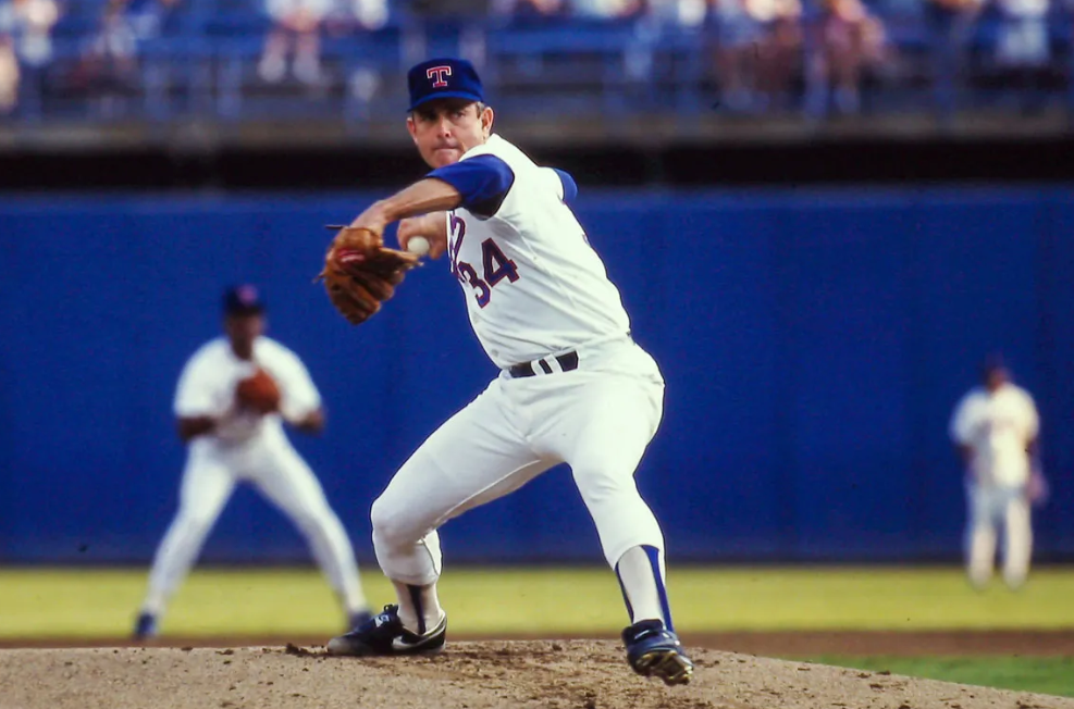 Top 10 Powerful Pitchers of Baseball History 6 Top 10 Powerful Pitchers of Baseball History