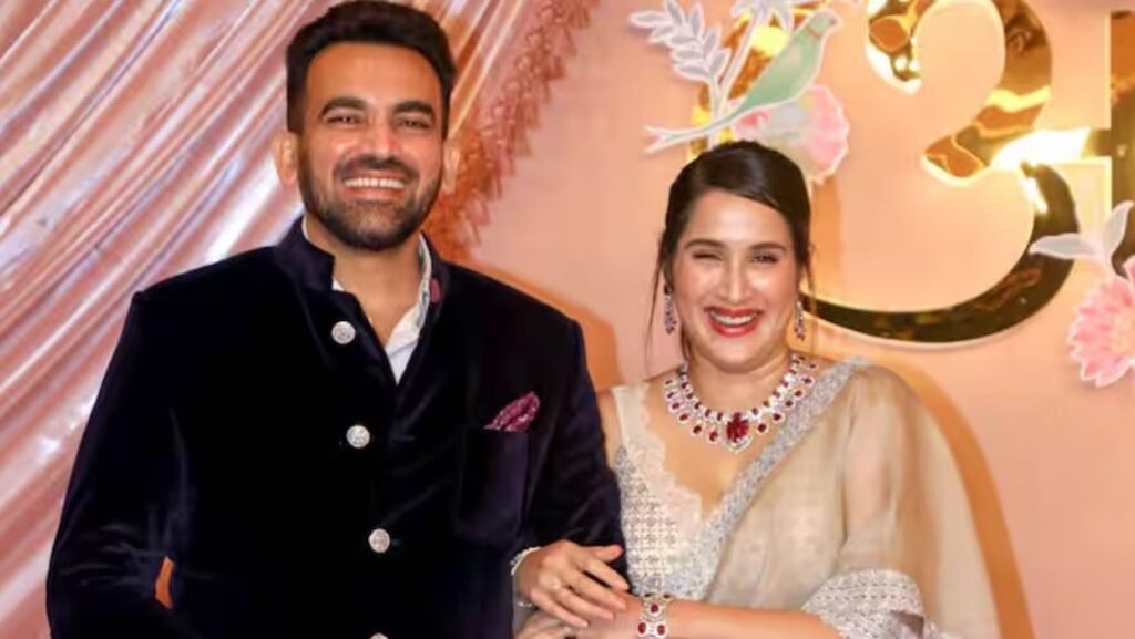 Top 10 Cricketers Who Married With Actresses 5 Cricketers Who Married With Actresses