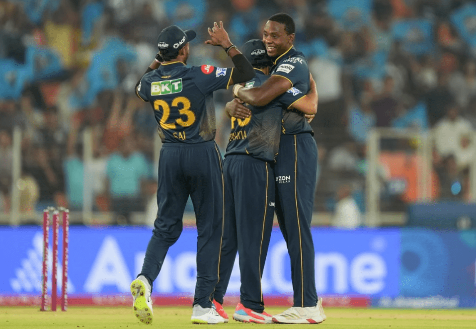 Top 5 Bowlers With Most 4-Wicket Hauls in IPL 4 Top 5 Bowlers With Most 4-Wicket Hauls in IPL