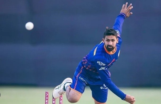 IPL 2025: MI Sign Raghu Sharma to Replace Injured Vignesh Puthur 3 IPL 2025: MI Sign Raghu Sharma to Replace Injured Vignesh Puthur