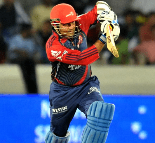 Top 10 Highest Batting Scores While Chasing in IPL History 6 Top 10 Highest Batting Scores While Chasing in IPL History