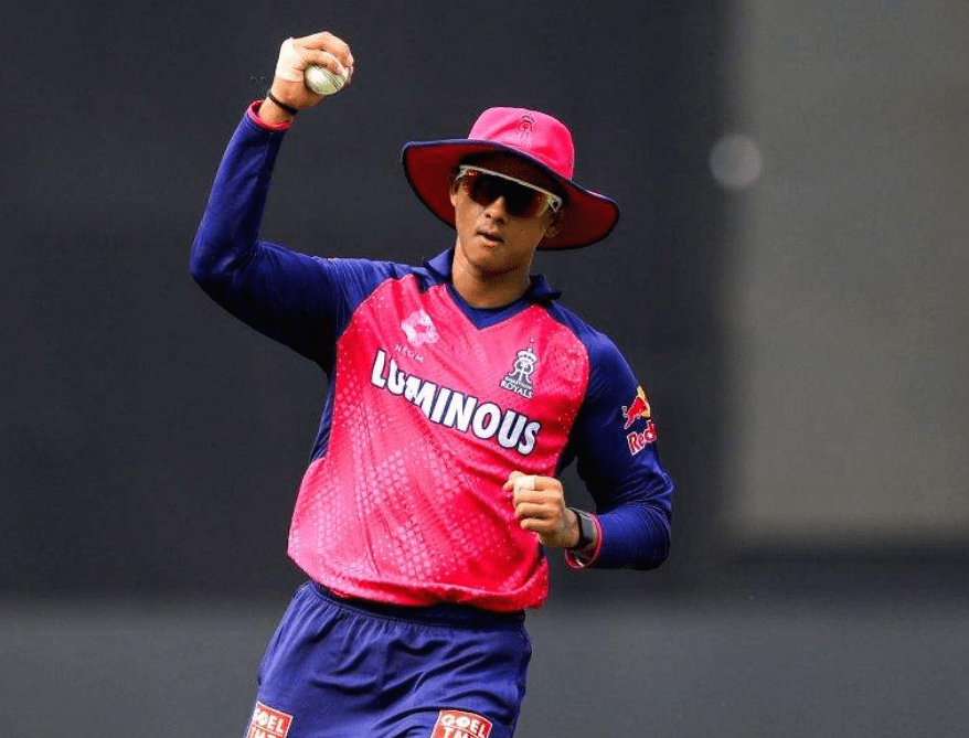 Top 5 Fielders With Most Catches in IPL 2025