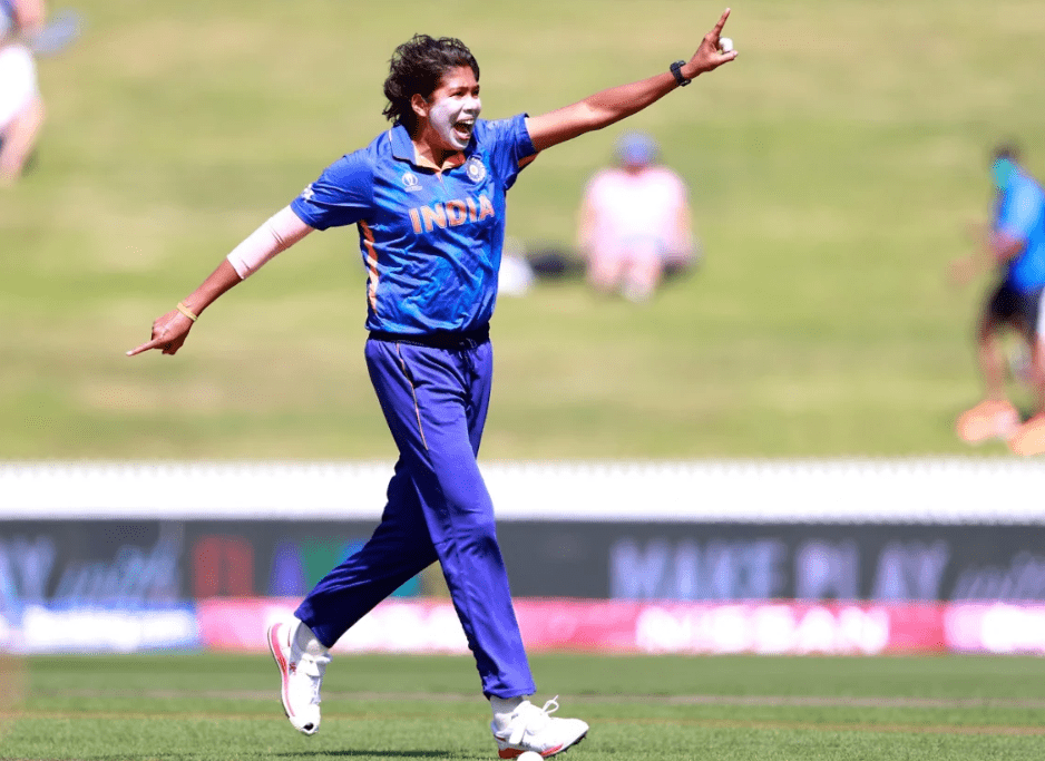 Top 5 Most Wicket Takers in Women's ODI Cricket 7 Top 5 Most Wicket Takers in Women's ODI Cricket