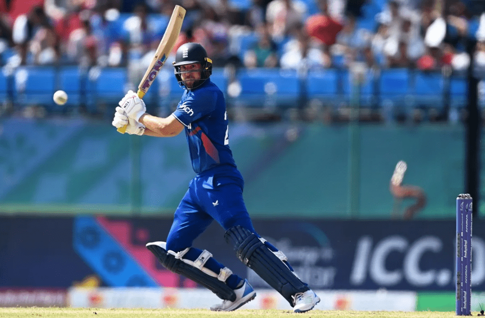 Top 5 Batsmen With Highest Career Batting Average in ODI