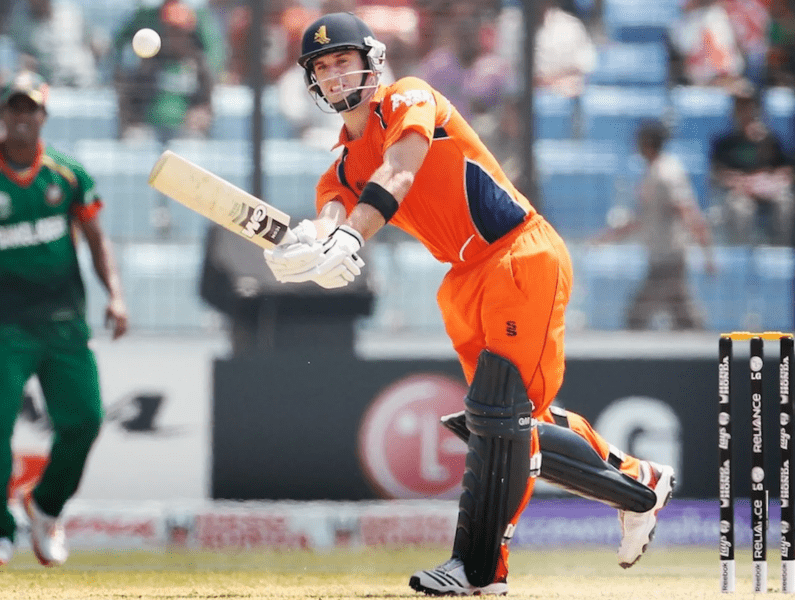 Top 5 Batsmen With Highest Career Batting Average in ODI