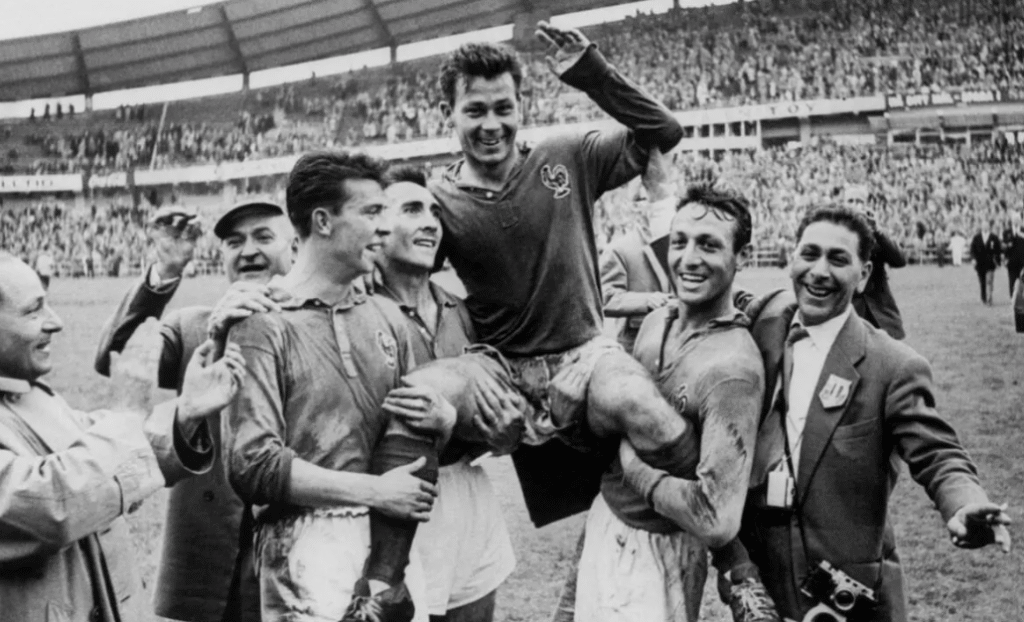 Top 5 Highest Goal Scorers in FIFA World Cup History 4 Top 5 Highest Goal Scorers in FIFA World Cup History
