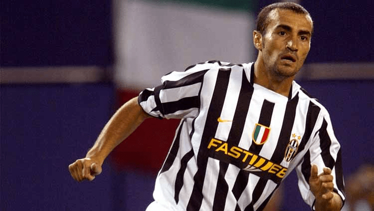 Red Card Rampants: Top 5 Footballers with the Worst Discipline Records 3 Red Card Rampants: Top 5 Footballers with the Worst Discipline Records
