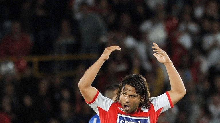 Red Card Rampants: Top 5 Footballers with the Worst Discipline Records 7 Red Card Rampants: Top 5 Footballers with the Worst Discipline Records