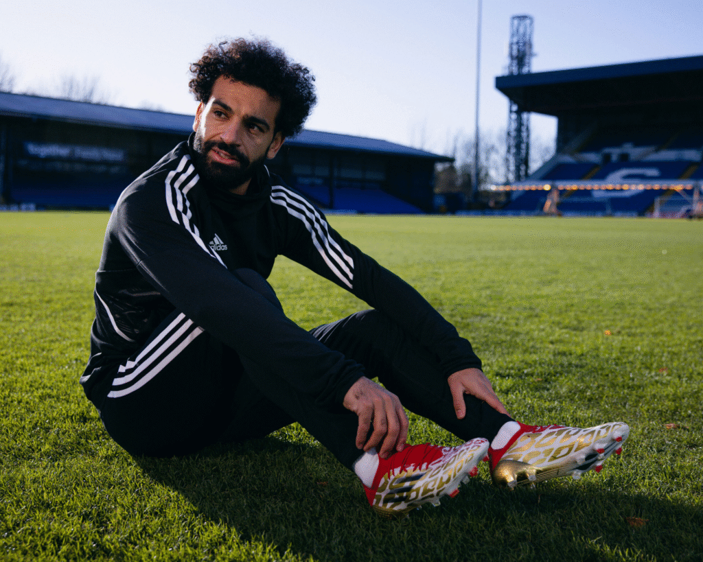 Top 10 Iconic Football Boots and the Legends Who Made Them Famous 3 Top 10 Iconic Football Boots and the Legends Who Made Them Famous