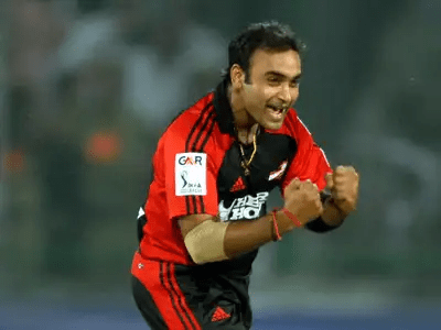 Top 5 Times a Hat-trick Completely Flipped the Match in IPL 5 Top 5 Times a Hat-trick Completely Flipped the Match in IPL
