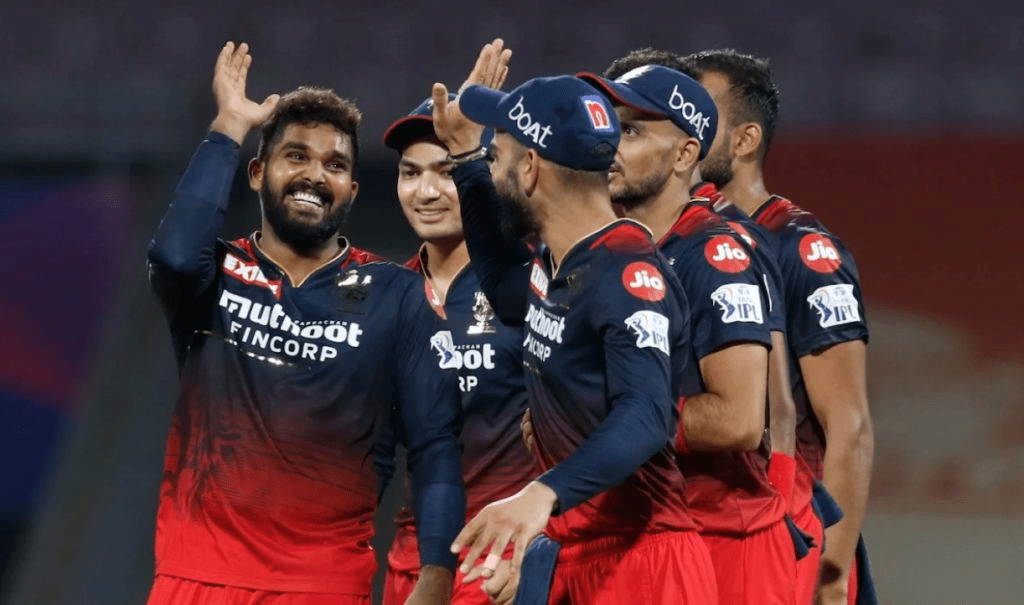 Star Cricketers Out, Yet Victorious: 5 IPL Wins Against All Odds 3 Star Cricketers Out, Yet Victorious: 5 IPL Wins Against All Odds