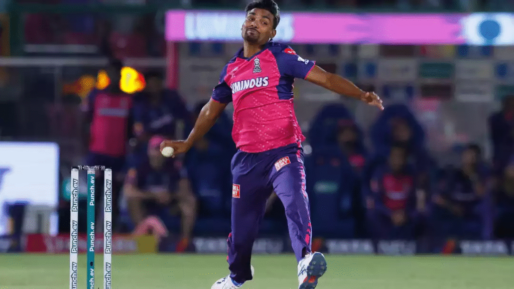 Top 5 Bowlers Who Defended the Lowest Totals in Death Overs in IPL History 3 Top 5 Bowlers Who Defended the Lowest Totals in Death Overs in IPL History