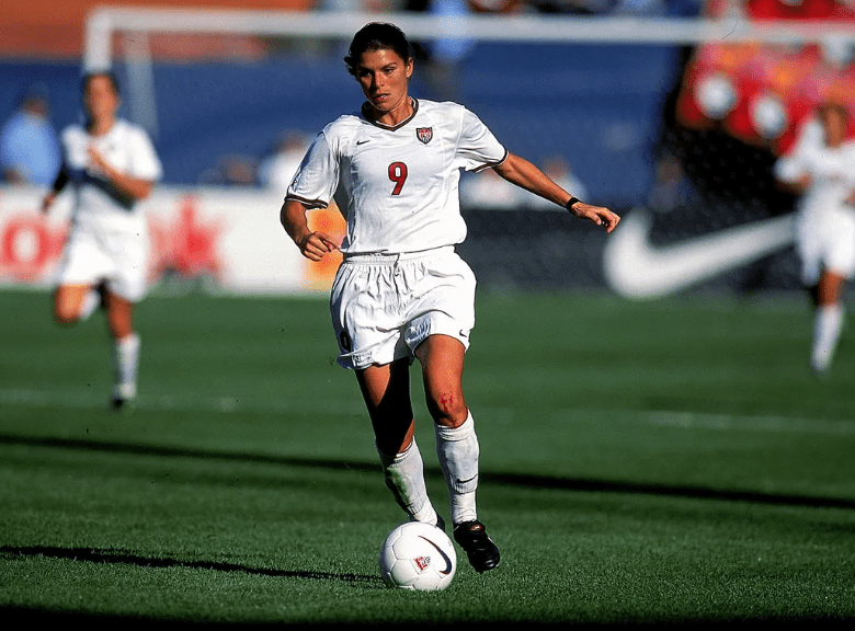 Top 5 Highest Goal Scorers in Women's Football 5 Top 10 Highest International Goal Scorers in Women's Football