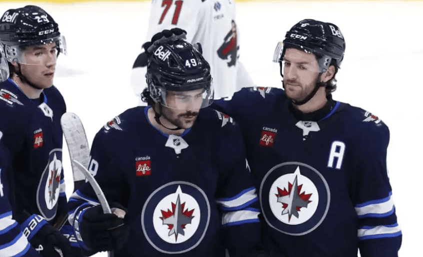 Top 10 Best Ice Hockey Teams in 2025 11 Top 10 Best Ice Hockey Teams in 2025