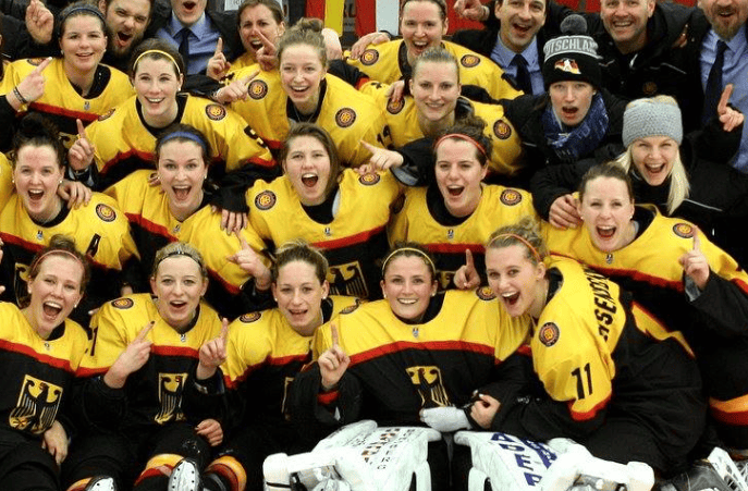 Top 10 Best Women’s Ice Hockey Teams in 2025 4 Top 10 Best Women’s Ice Hockey Teams in 2025