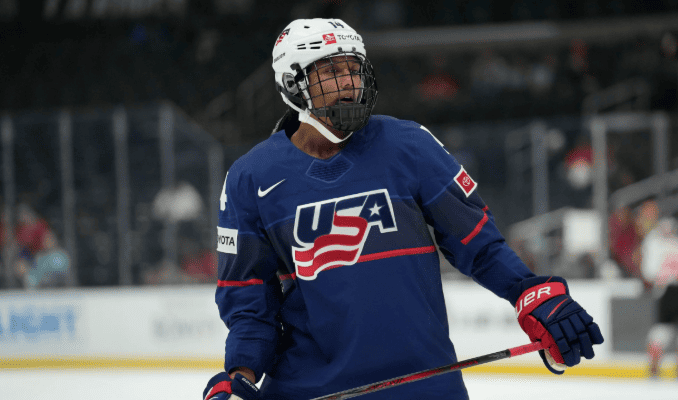 Top 5 Rising Players in Women's Ice Hockey: Explosive Stars of 2025 7 Top 5 Rising Players in Women's Ice Hockey: Explosive Stars of 2025