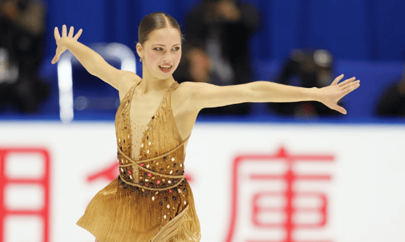 Top 10 Female Ice Skaters to Watch in 2025 Championships: Unstoppable Talents 3 Top 10 Female Ice Skaters to Watch in 2025 Championships: Unstoppable Talents