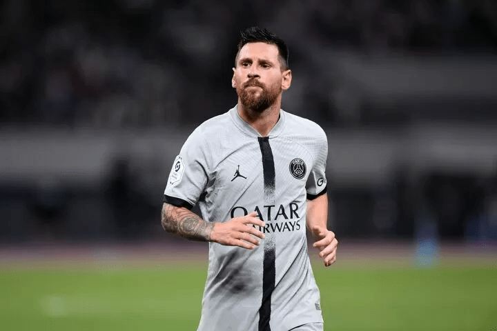 Top 5 Legendary Football Records of All Time – Goals, Assists & Wins 4 Records