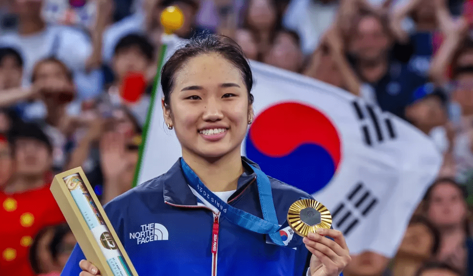 Olympic Badminton Records: Top 5 Incredible Feats That Made History 3 Olympic Badminton Records: Top 5 Incredible Feats That Made History