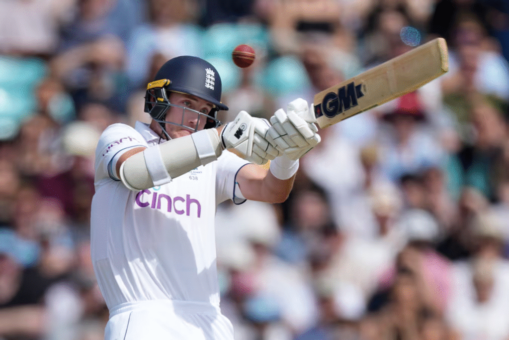 Top 10 Test Matches Where Tail-Enders Rescued the Team 4 Top 10 Test Matches Where Tail-Enders Rescued the Team