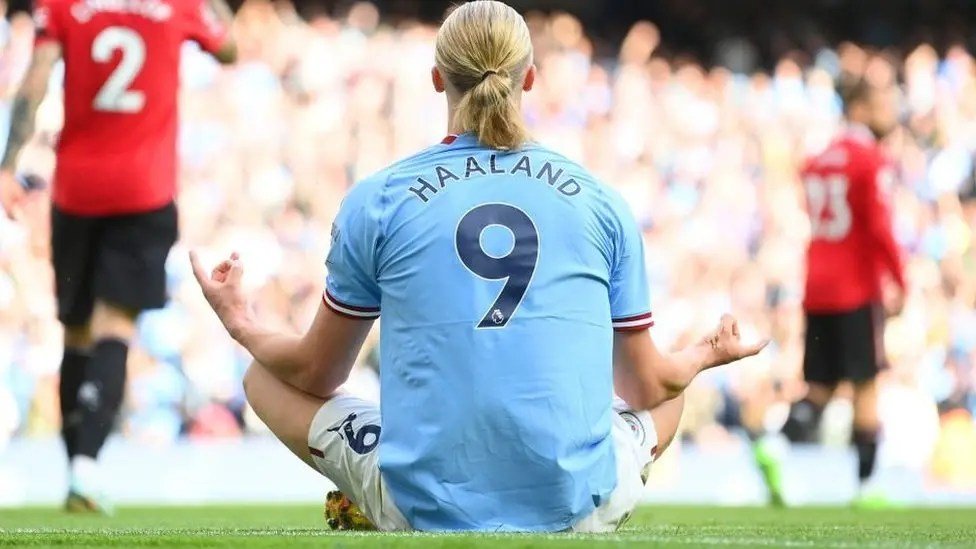 Top 10 Mind-Blowing Football Records of 2025 That Could Last Forever 12 top-10-mind-blowing-football-records