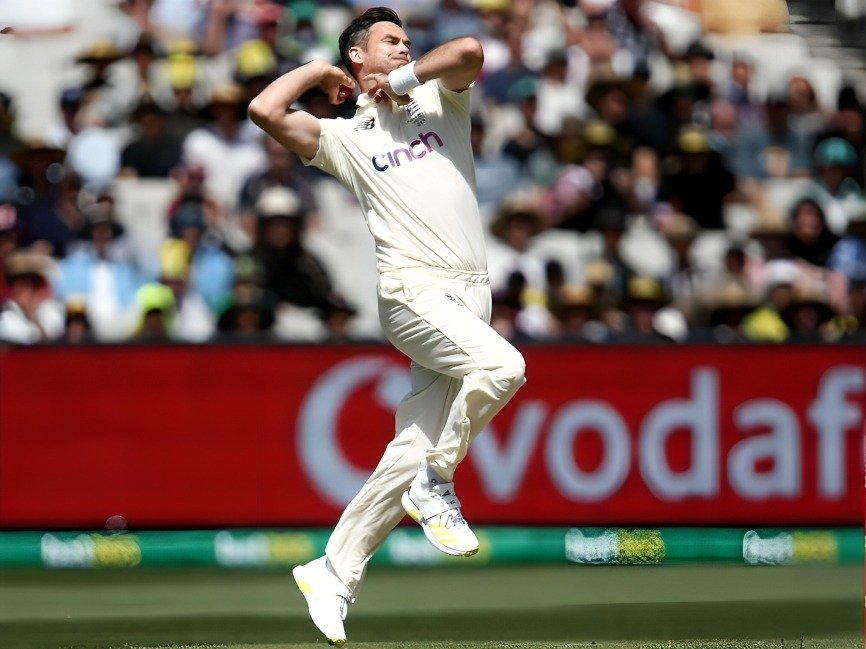 Top 10 Legendary Bowlers with Most Overs Bowled in Test Cricket History 6 Top 10 Bowlers with Most Overs Bowled in Test Cricket History