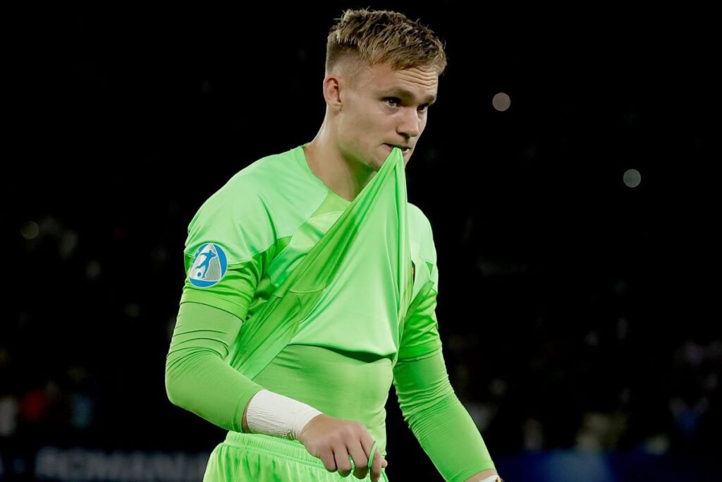 Top 10 Goalkeepers Who Conceded the Most Goals in 2025 3 Goalkeepers Who Conceded the Most Goals