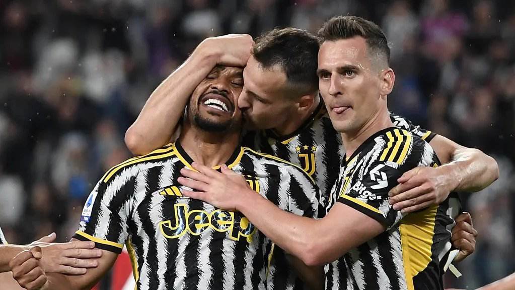 The 10 Best Centre-Back Partnerships Around the World in 2024/25 3 Centre-Back Partnerships Around the World